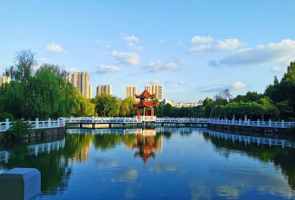 湖心亭