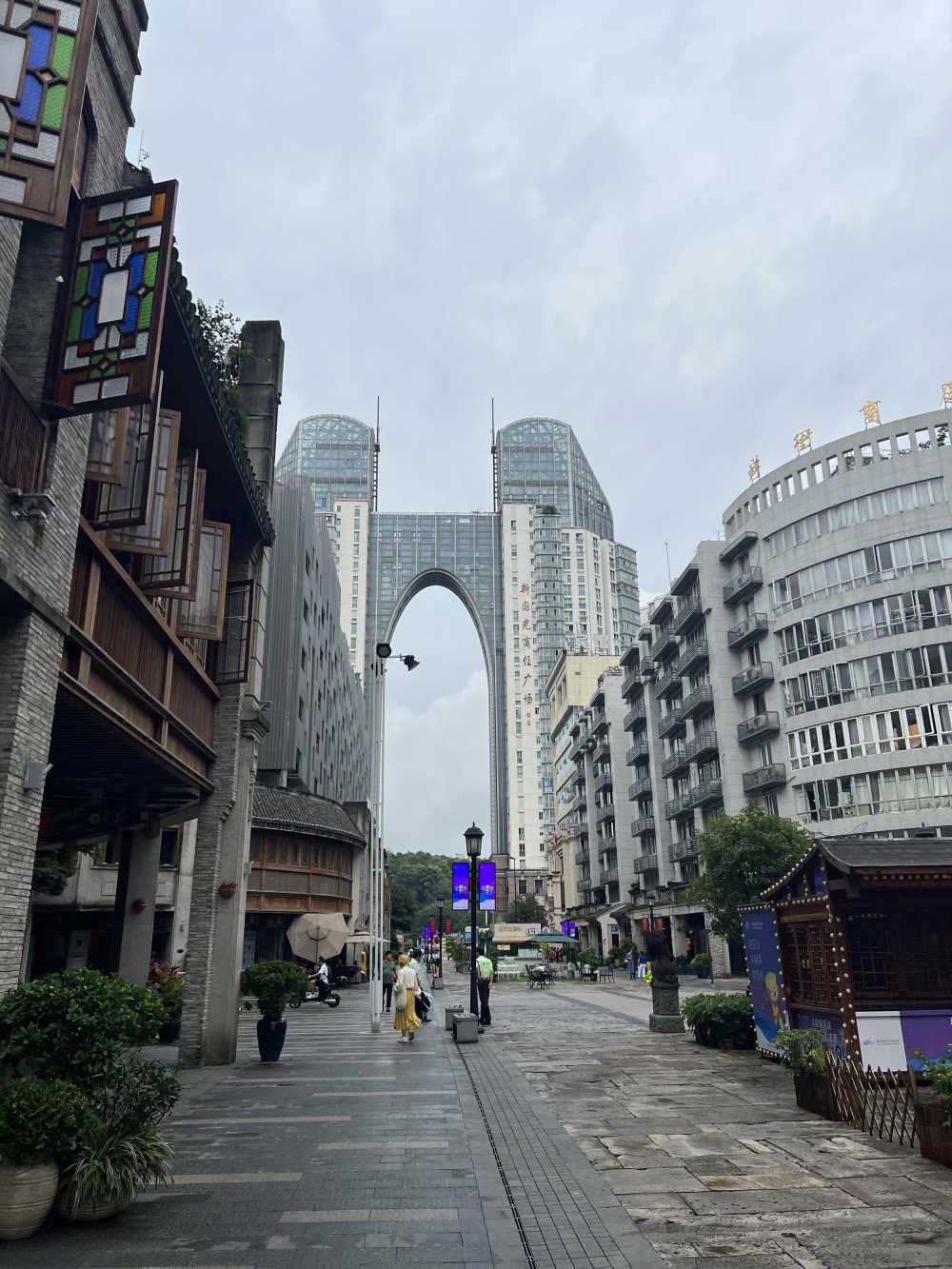广场大楼