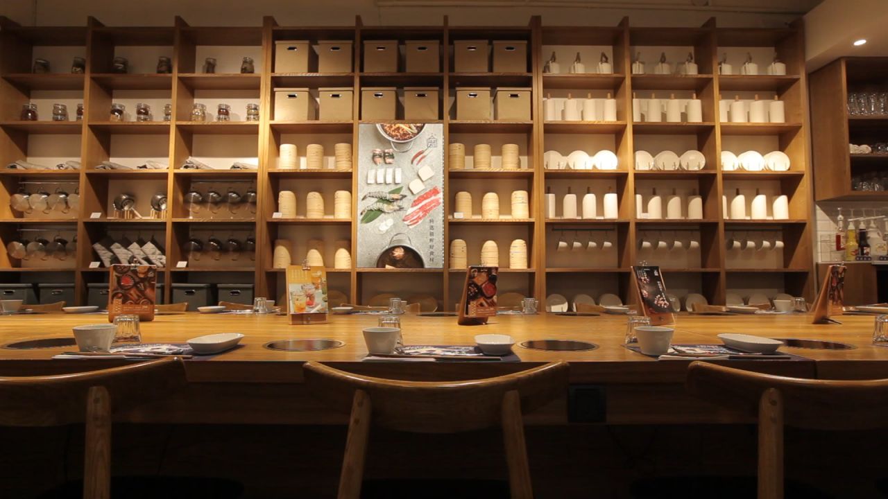 餐厅陈列装修餐具