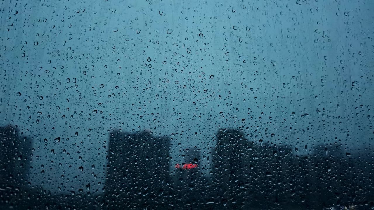 雨落滴窗