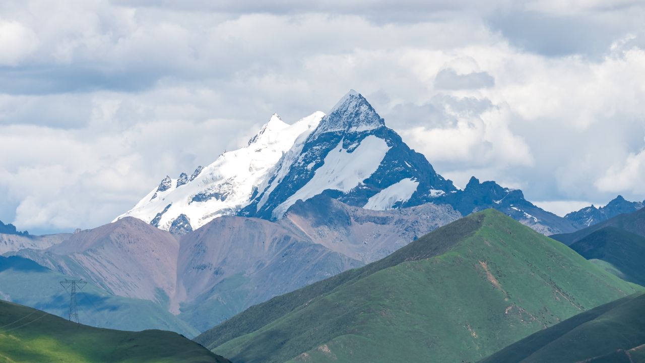 壮观大气的雪山延时摄影