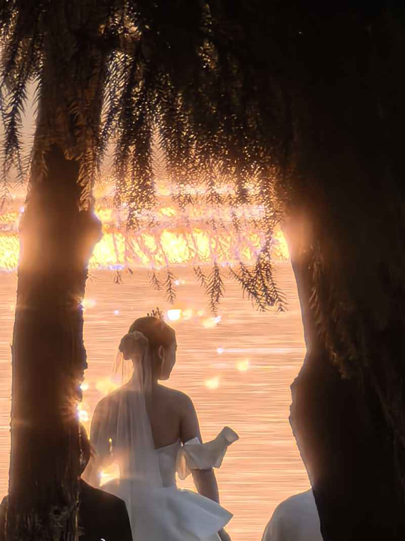 晚霞里的新娘