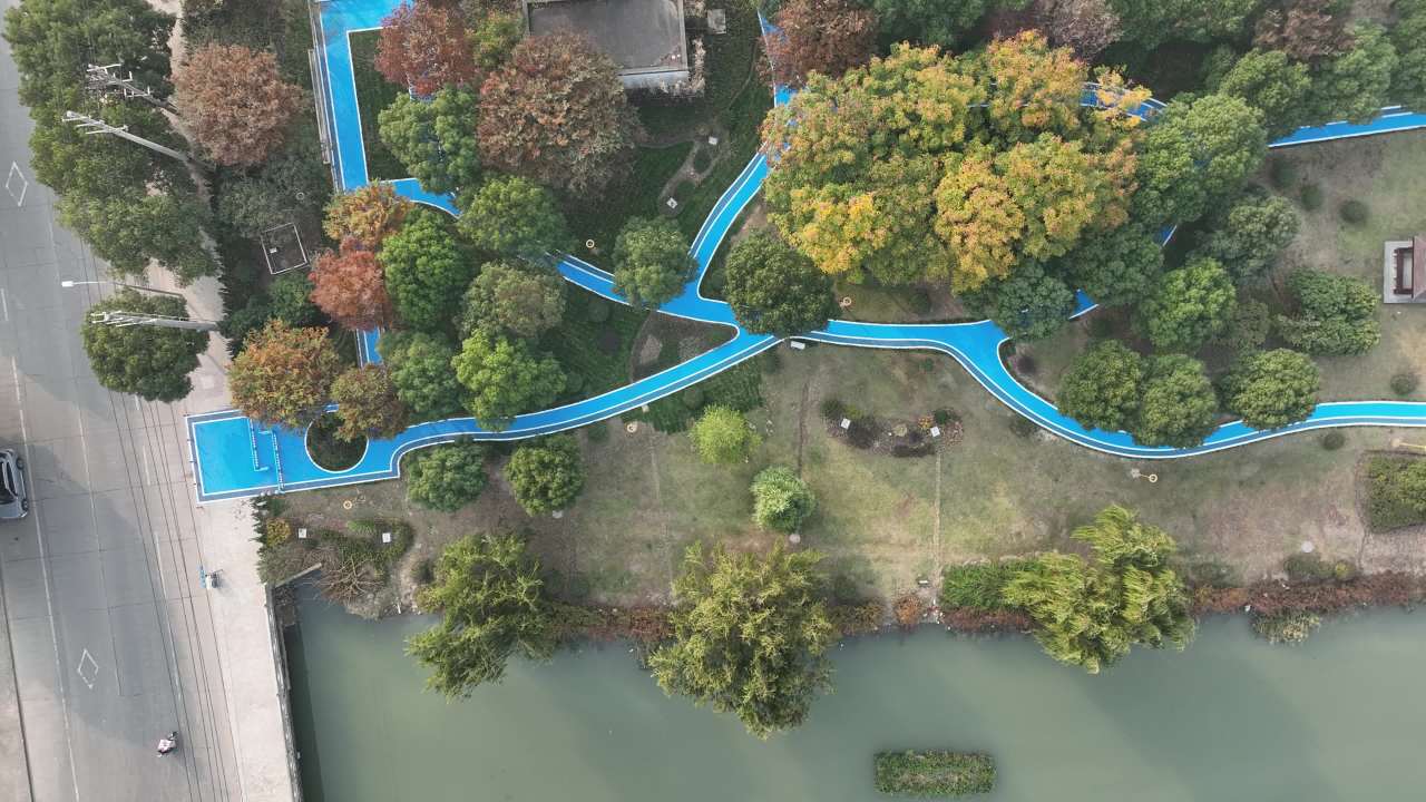 4K航拍昆山道路秋色 2