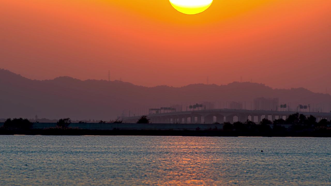 太阳下山了