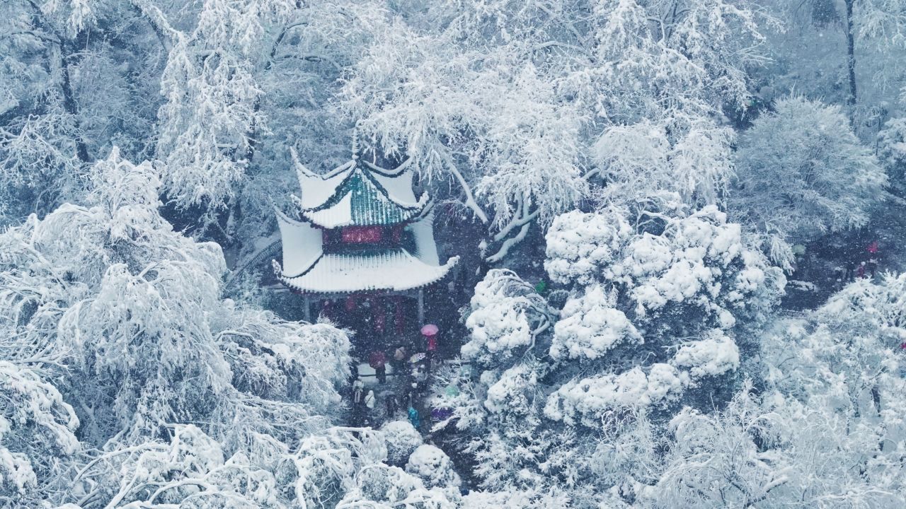 湖南长沙岳麓山爱晚亭雪景航拍 21