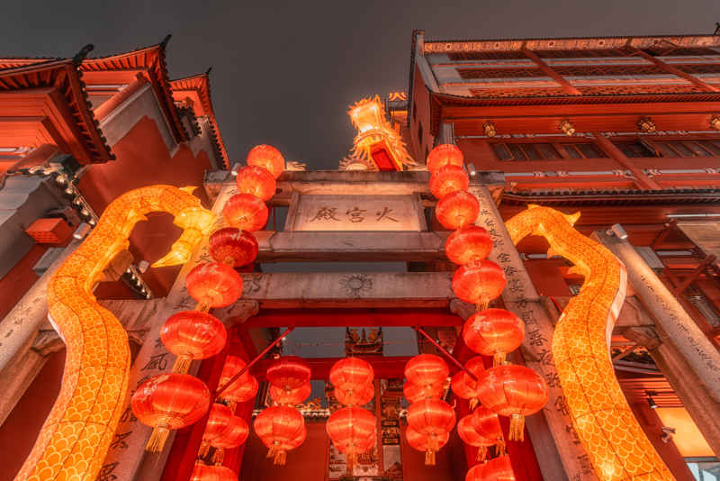 火宫殿殿门
