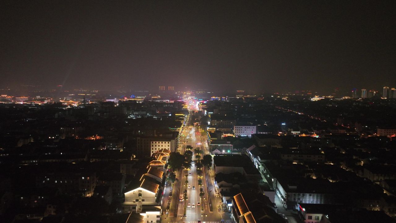 航拍苏州古城区北寺塔夜景 8