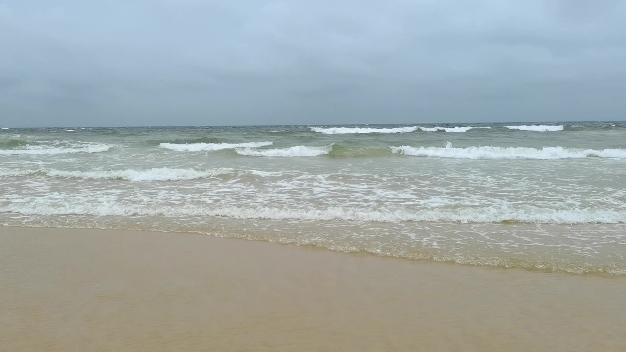 海边景色海陵岛海岸沙滩海浪