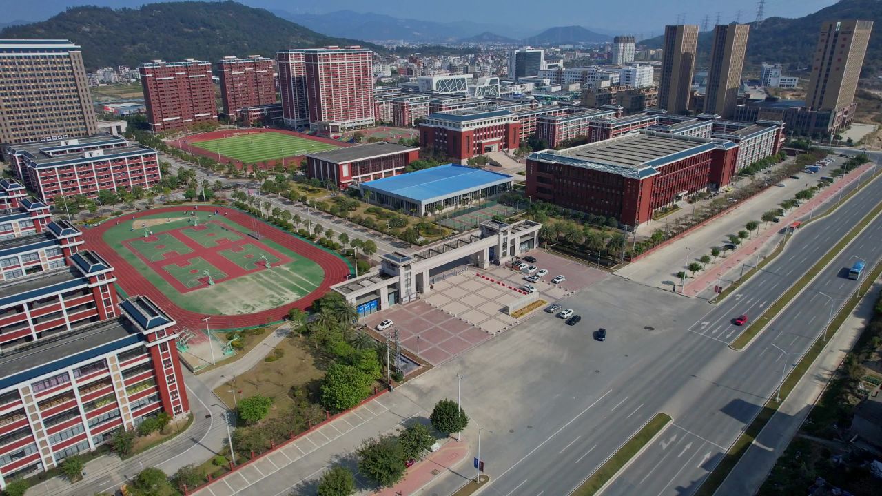 航拍福清京师学校景观