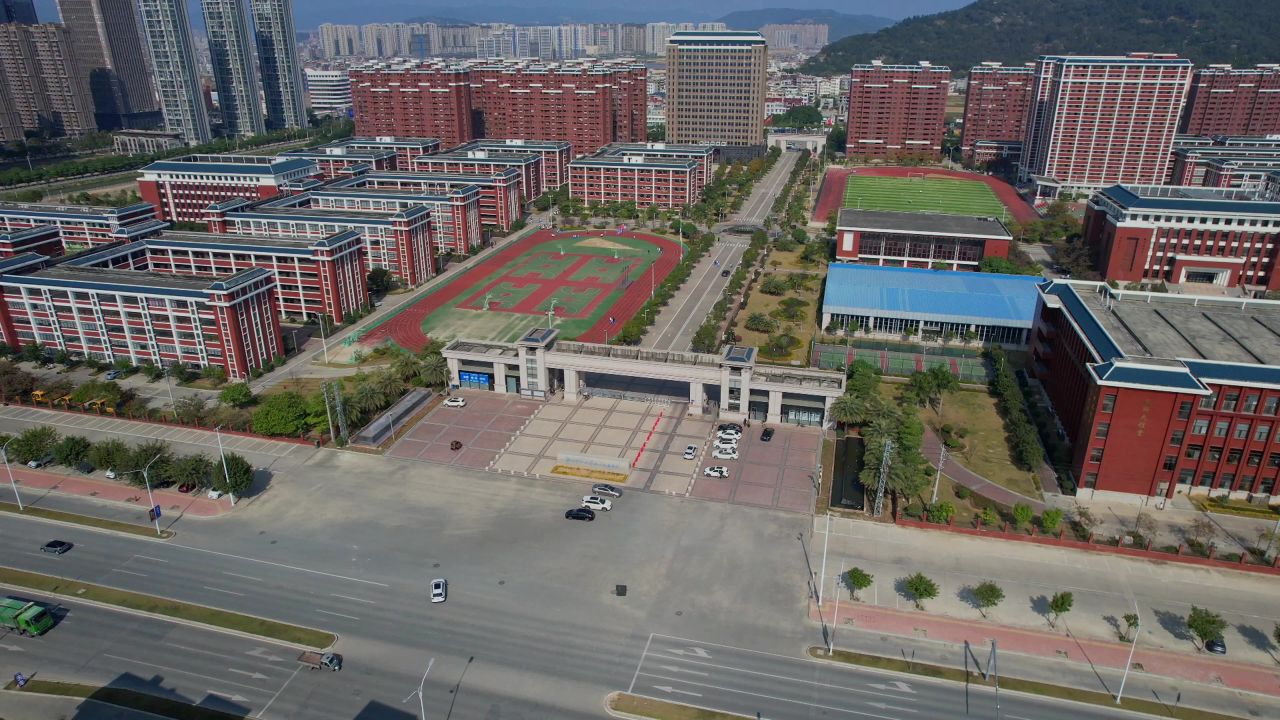 航拍福清京师学校景观