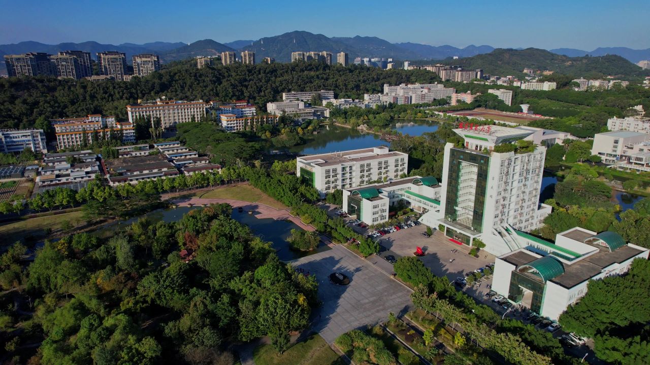 航拍福建农林大学景观