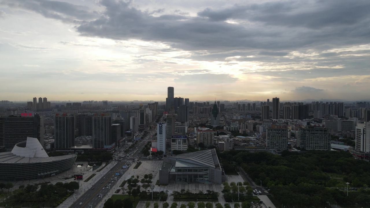 城市黄昏航拍 1