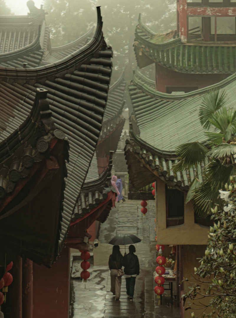 古庙漫步