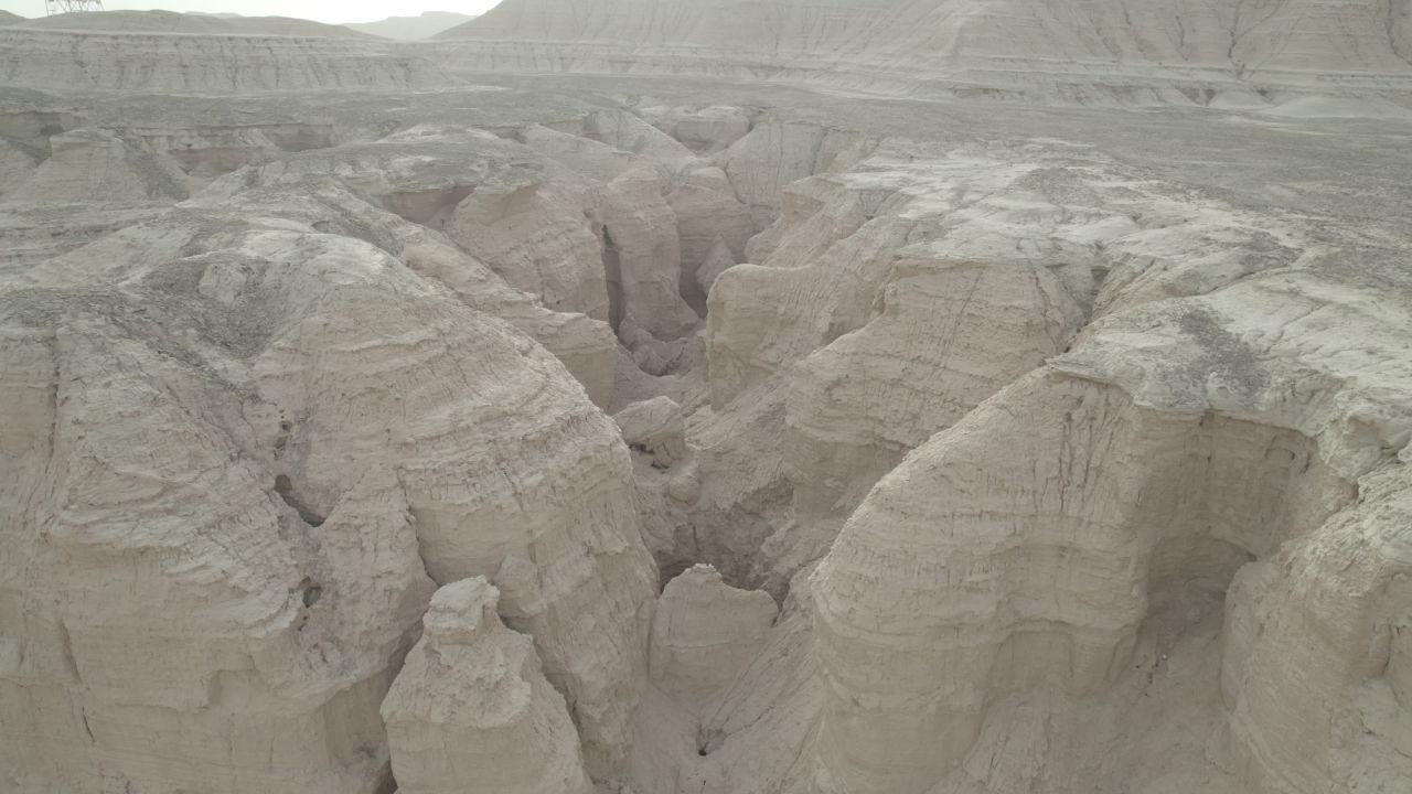 航拍库车大峡谷 2