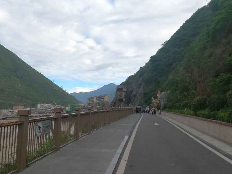 西藏沿路318 33