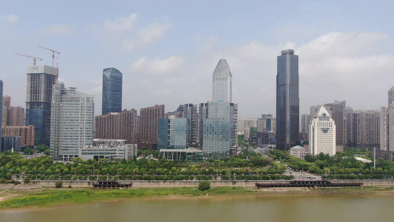 江西南昌城市风光地标建筑航拍