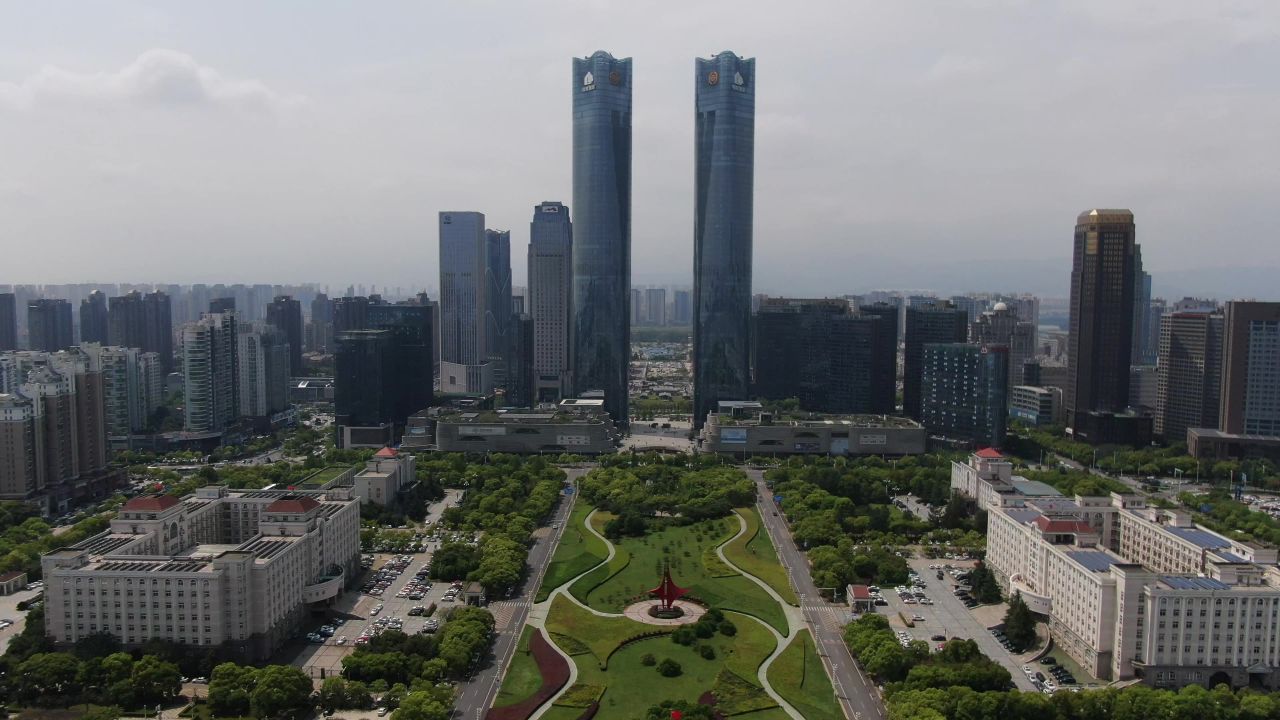 江西南昌城市风光地标建筑航拍 