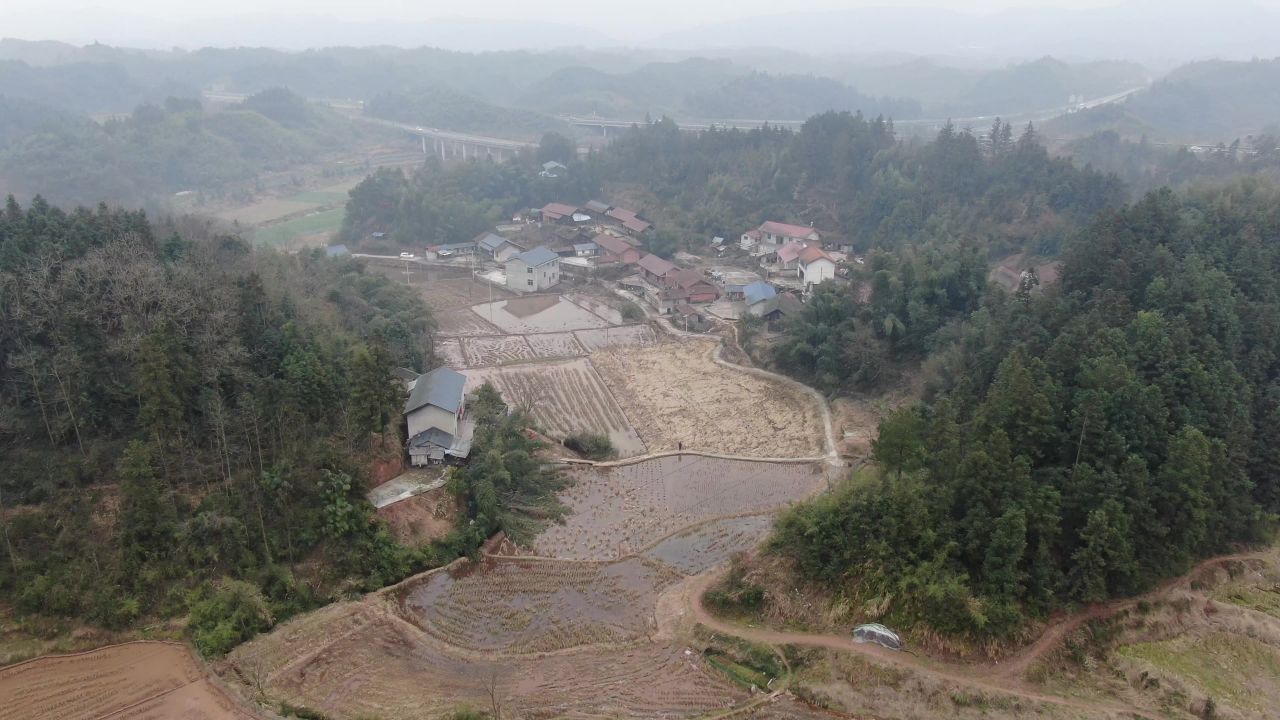 航拍山川乡村农村农田 