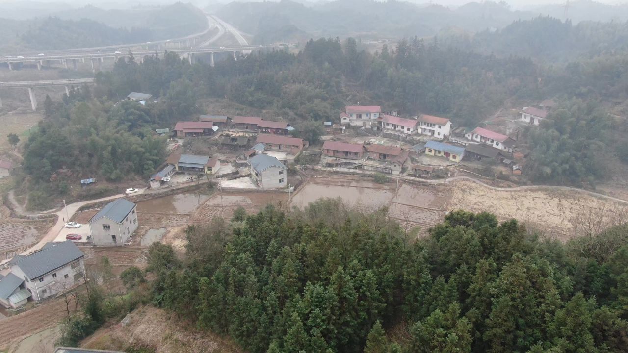 航拍山川乡村农村农田 