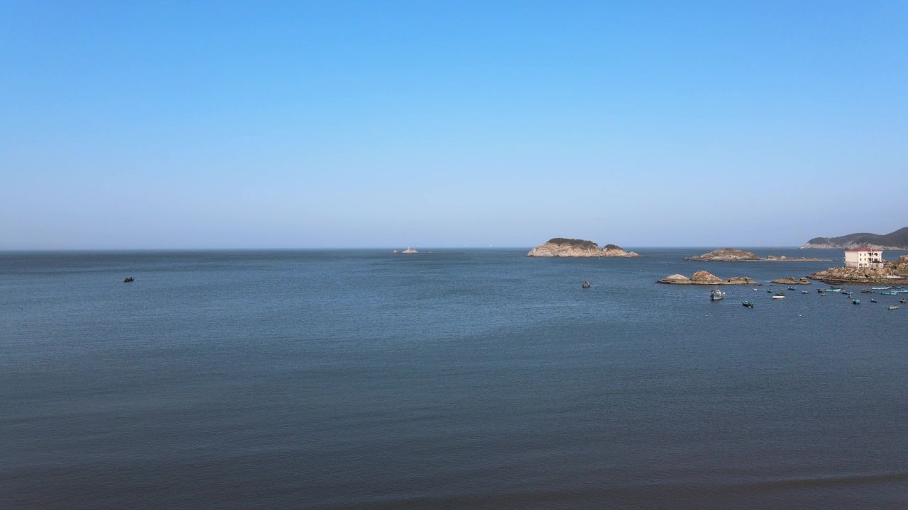半月湾海岛航拍 2