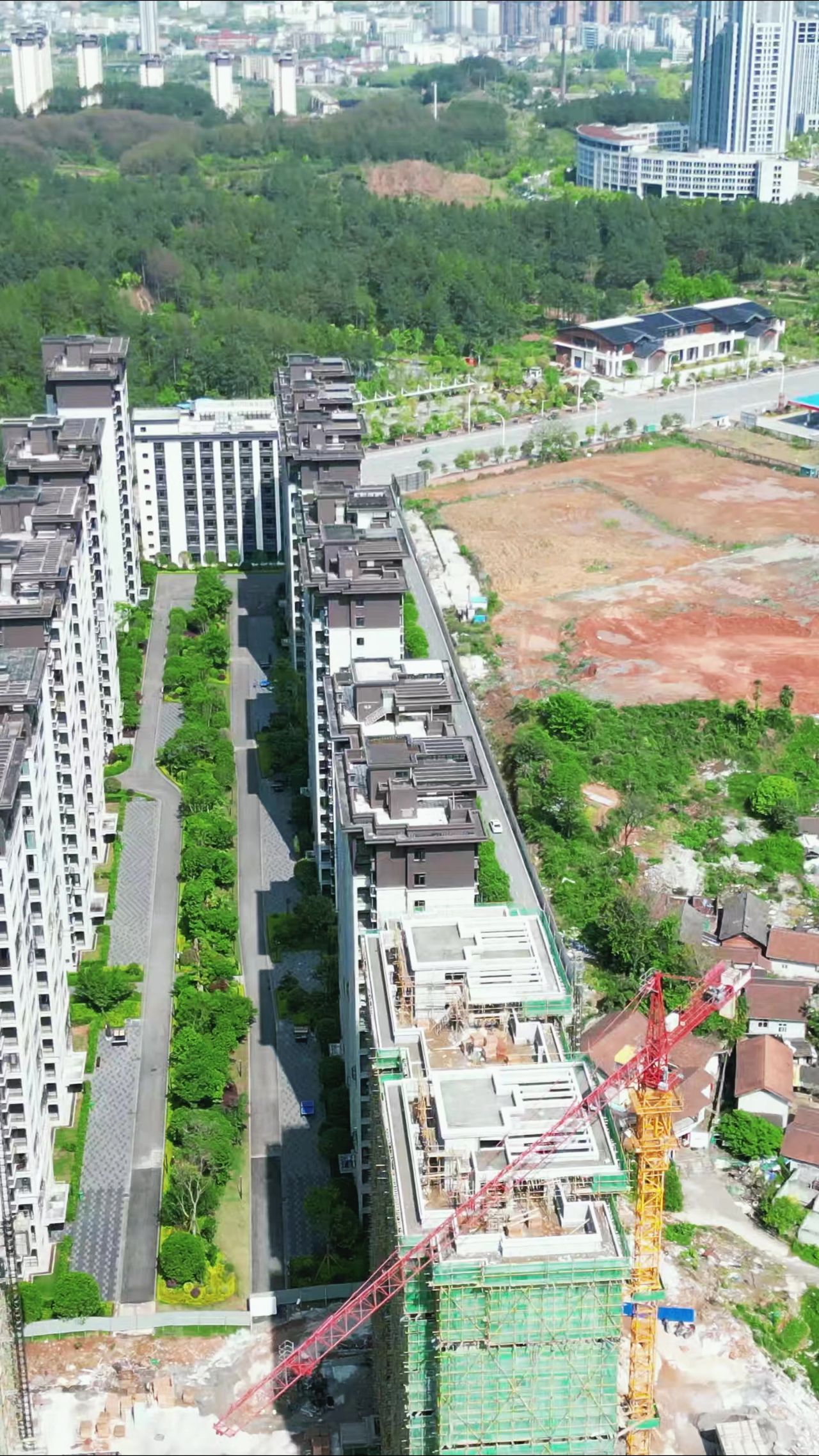 城市住宅小区竖屏航拍 