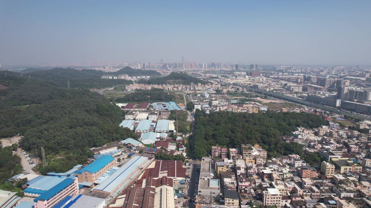 城市老城区居民楼航拍 