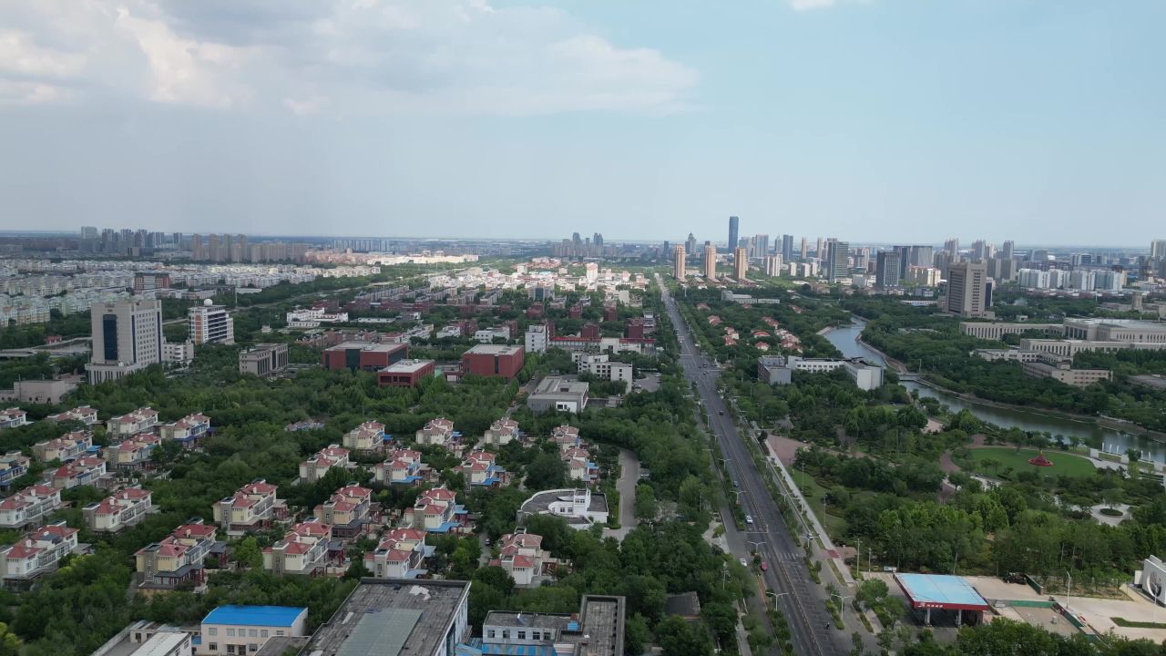 航拍山东东营城市风光 