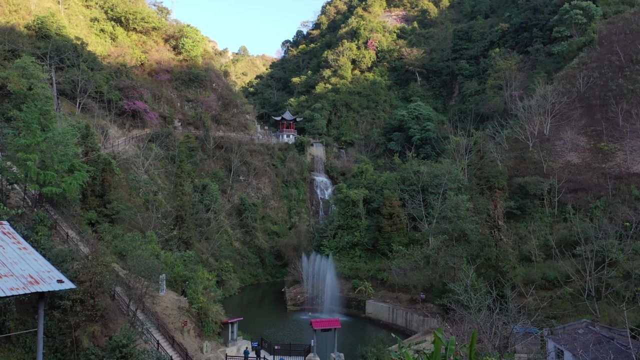 瀑布