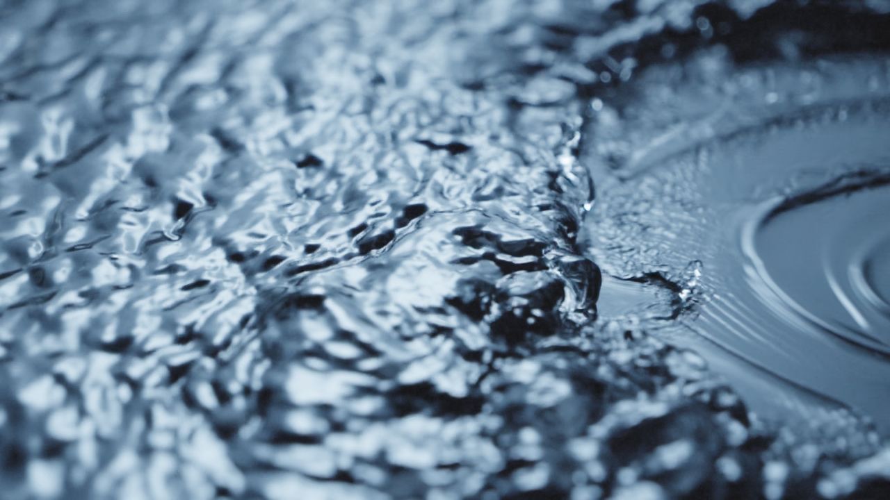纯净水自来水淡水资源水花波浪升格慢镜头 47
