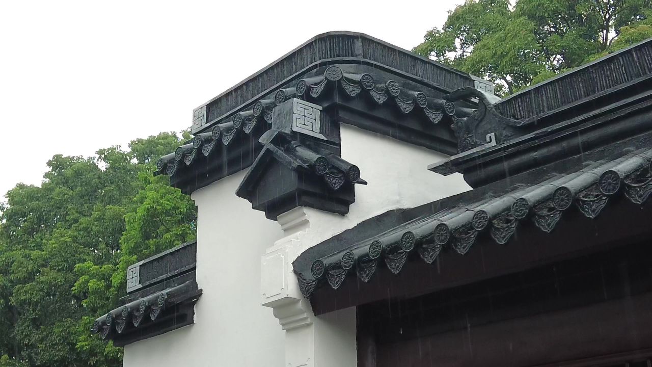 下雨素材雨水雨滴实拍 