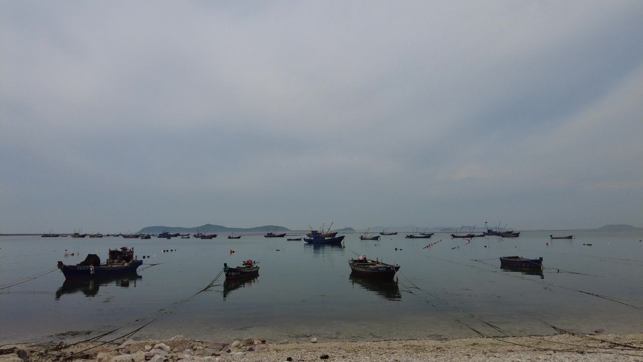 海上渔船大海海洋风景实拍 
