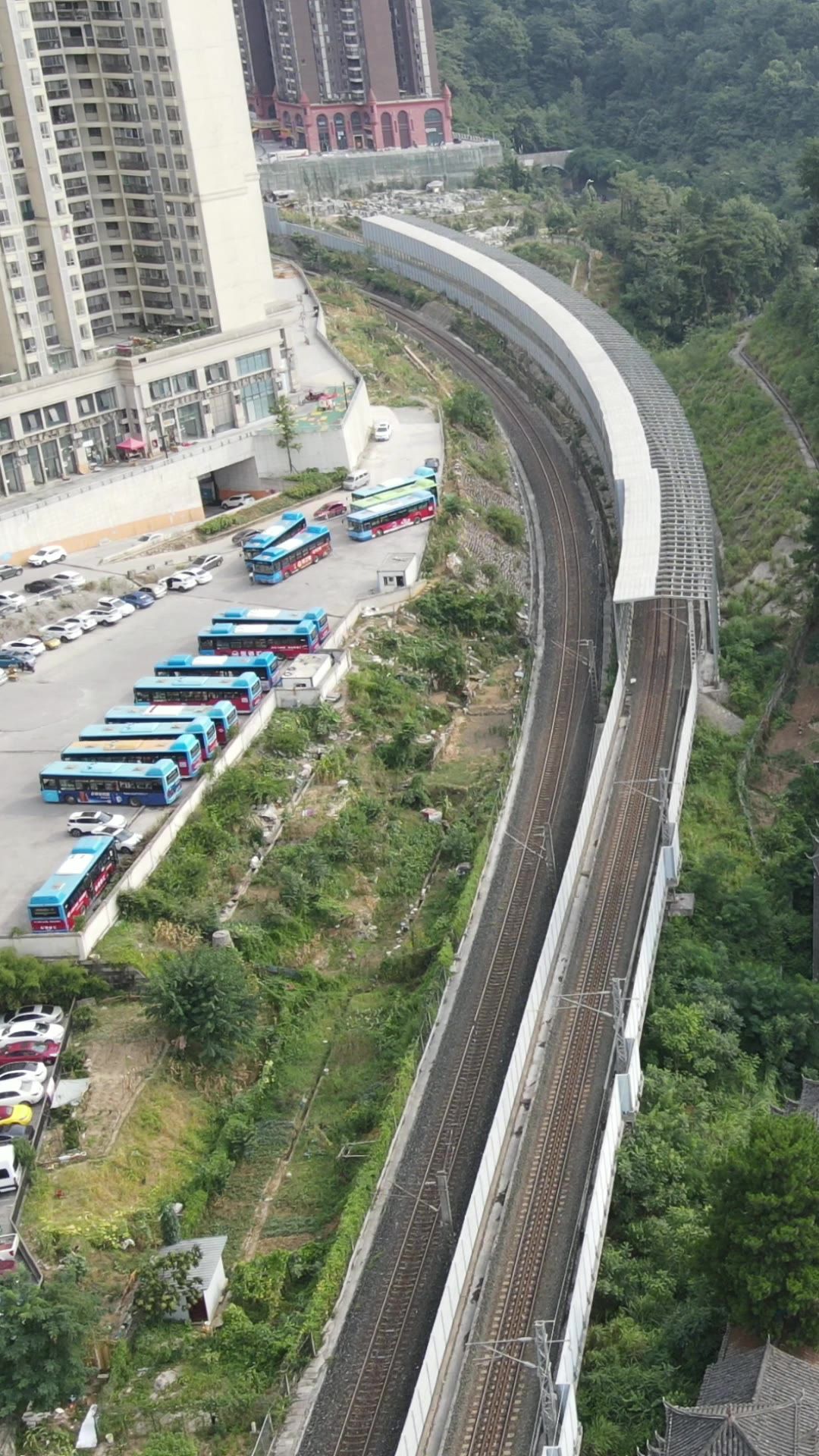  贵阳城市风光交通竖屏航拍 