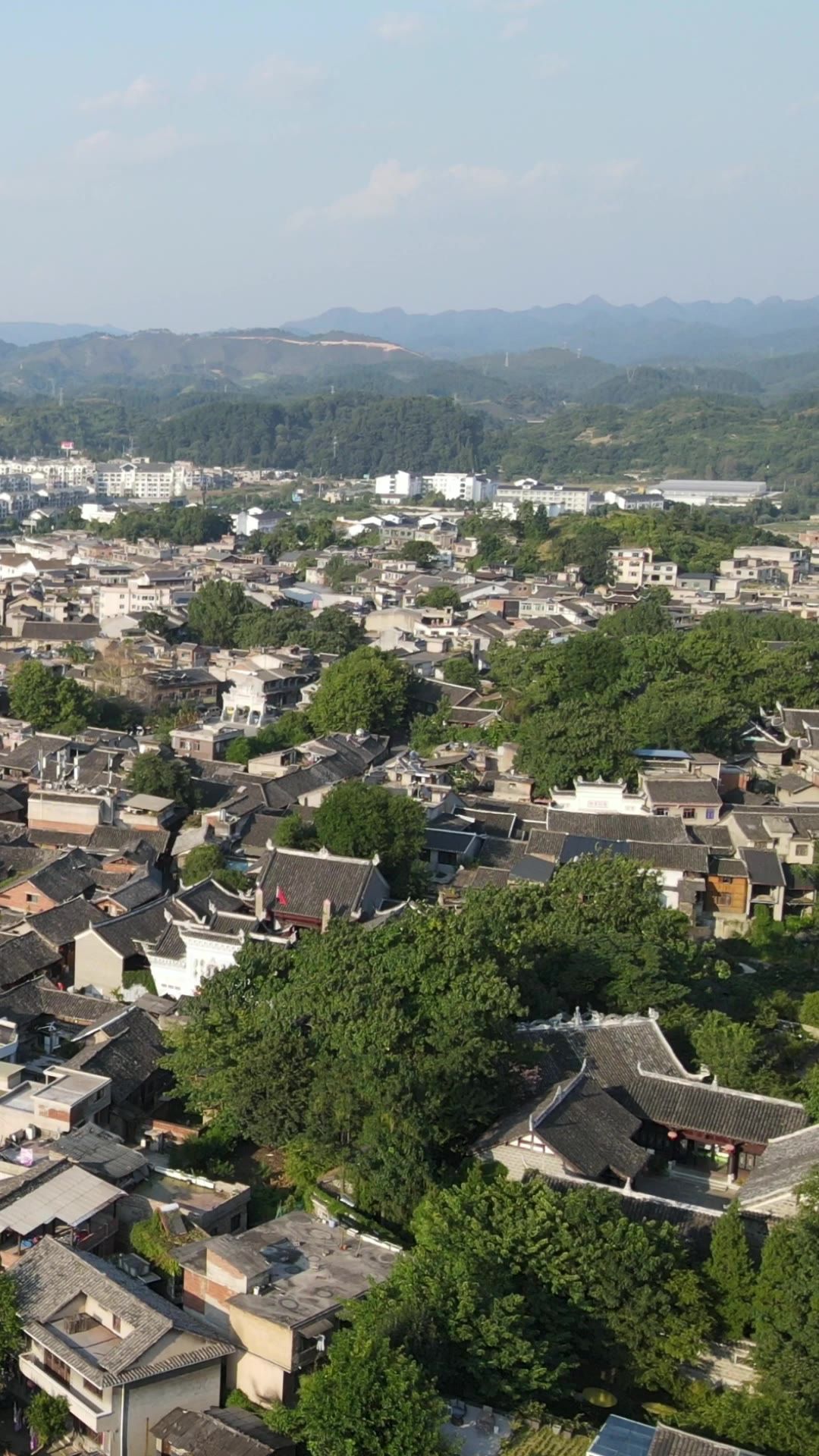 旅游景区贵州青岩古镇竖屏航拍