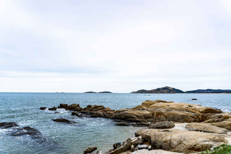 大海礁石海浪