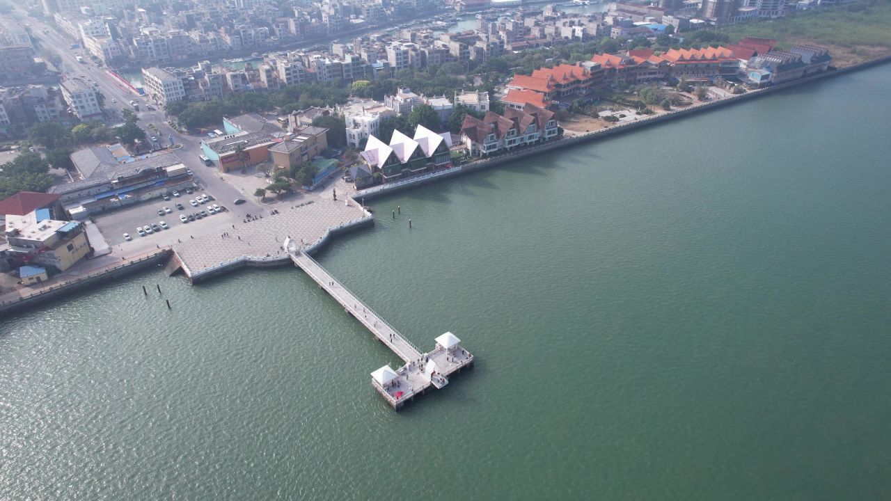  广西北海外沙岛海上观光平台航拍