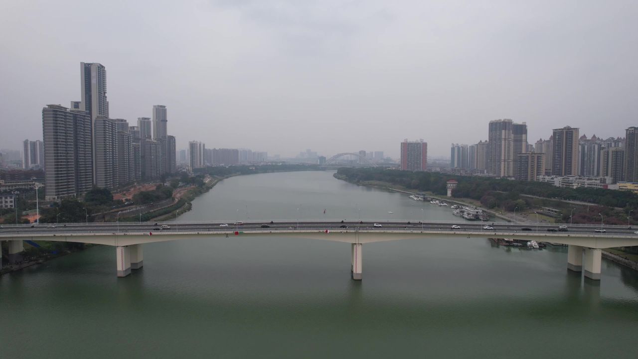 广西南宁邕江大桥交通桥梁航拍 