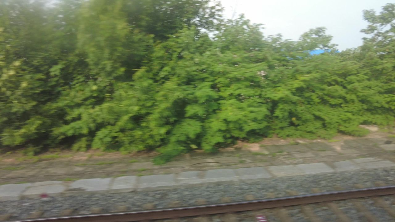 沿途火车窗外风景旅途风光实拍  