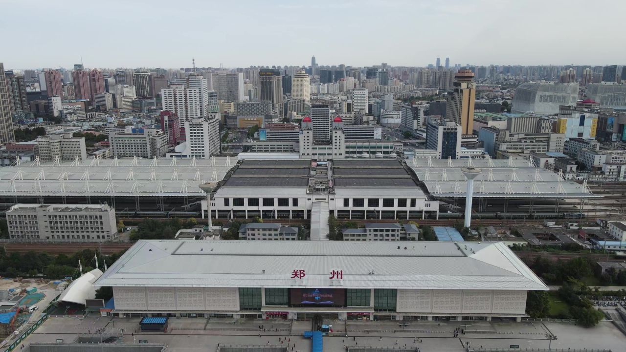 河南郑州火车站交通航拍