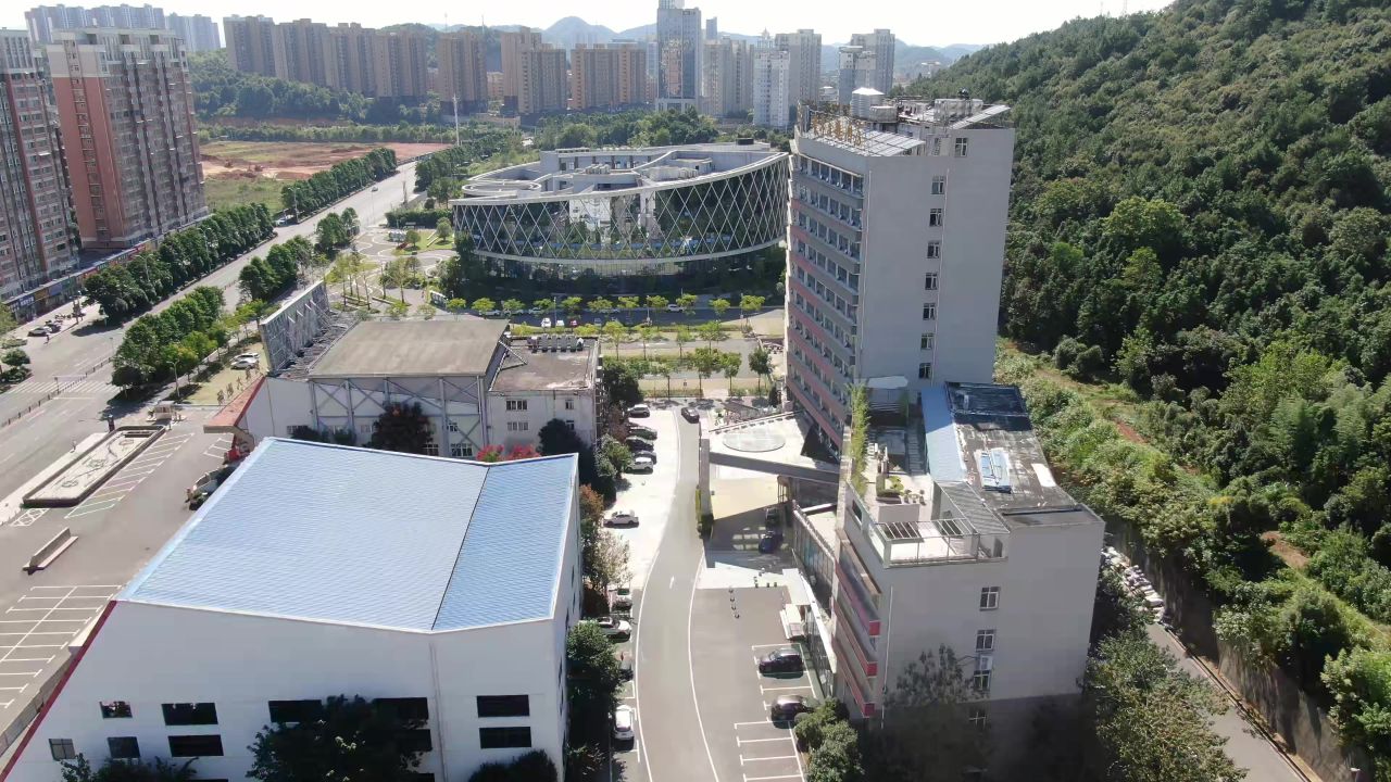 湖北咸宁城市风光地标建筑航拍  