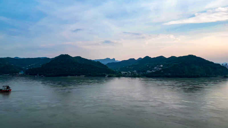 航拍湖北宜昌长江风光