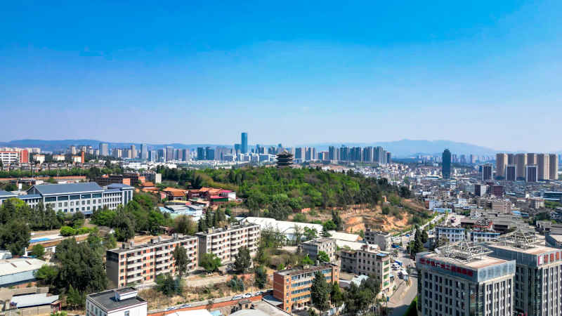 云南昆明城市风光航拍图 