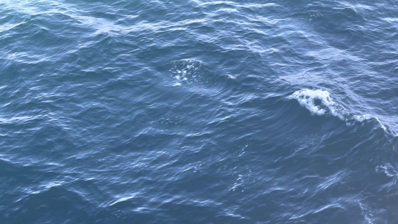 船舷海浪大海浪花