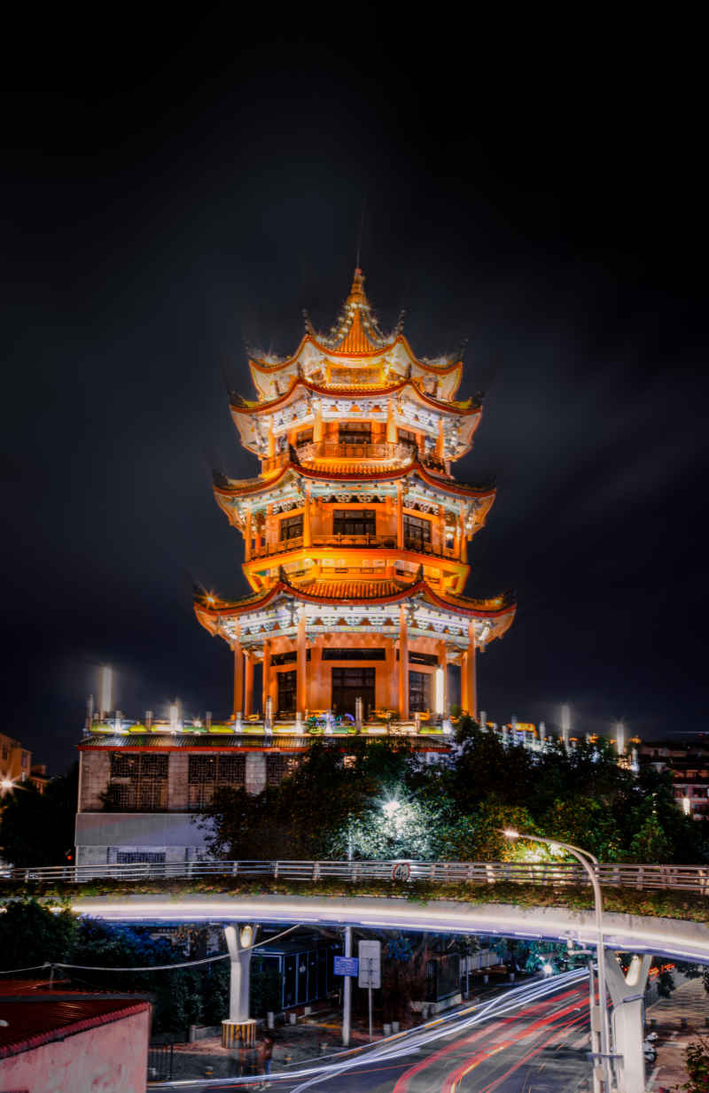 威镇阁夜景