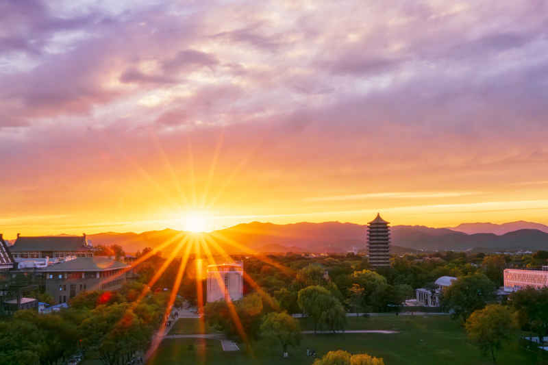 北京大学博雅塔晚霞、夕阳