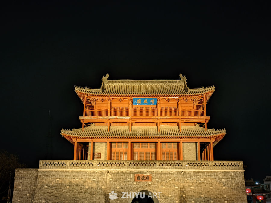 夜幕下的古塔