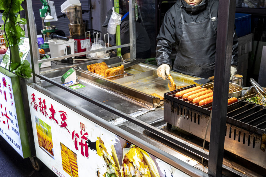 街头小吃人间烟火深夜食堂 23