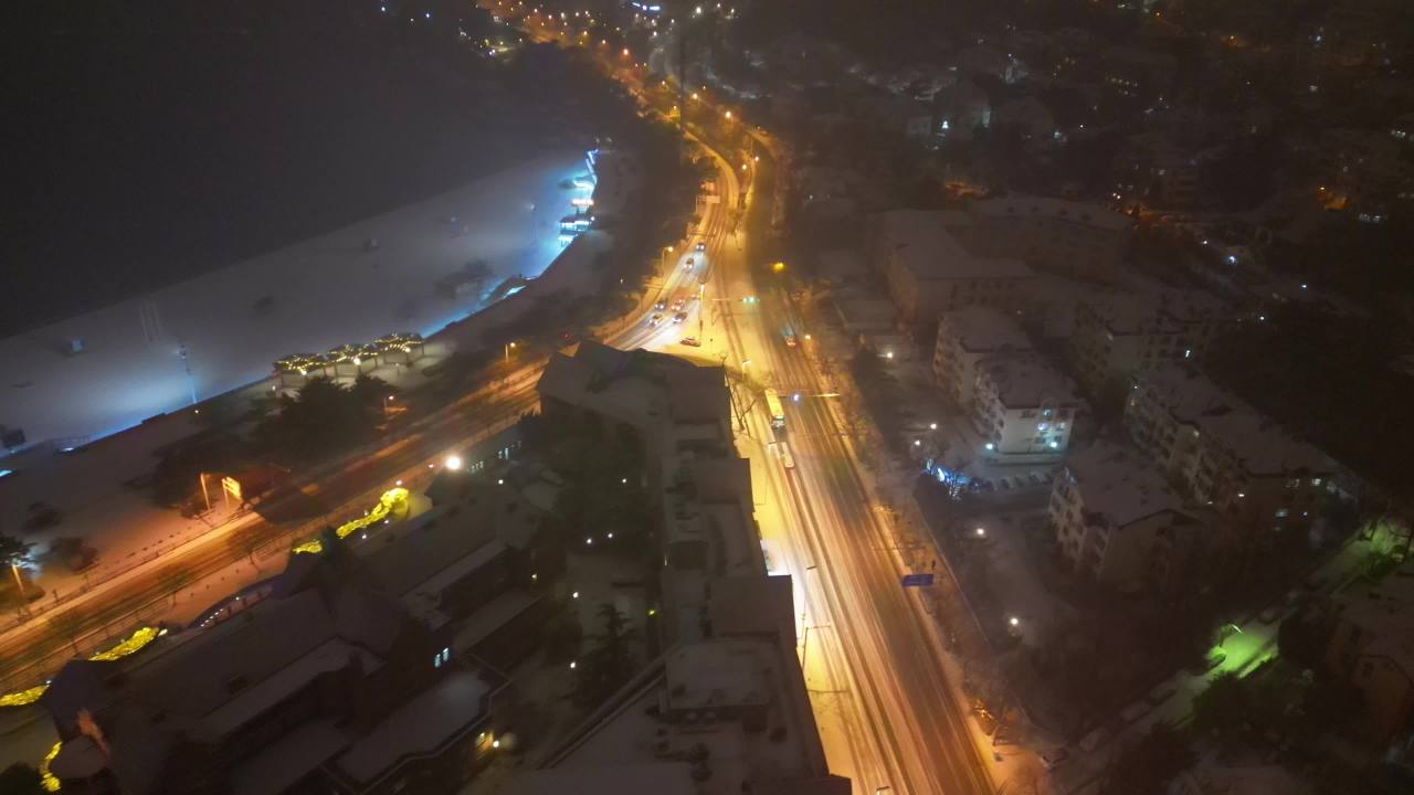 青岛老城区第一海水浴场夜景海边雪景航拍 2