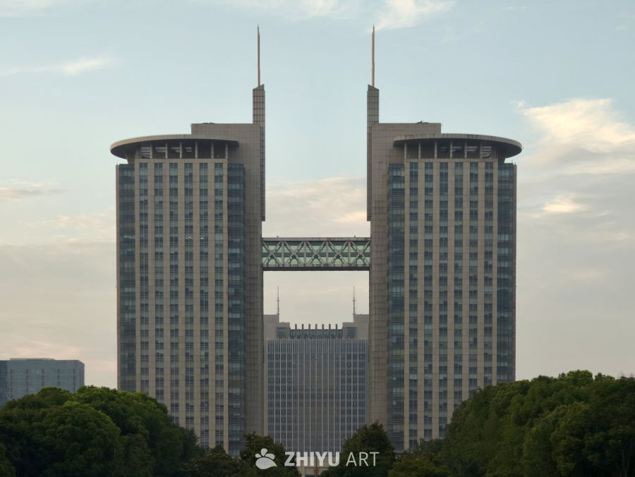 晴空之下的常州市政府