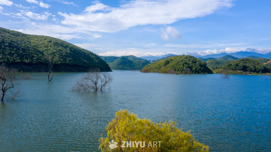 湖光山色的宁静时光