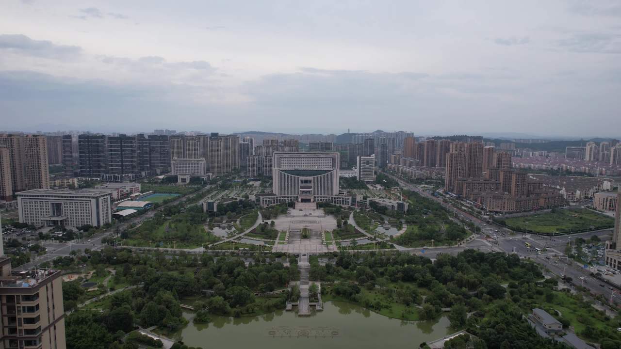 城市绿洲与现代建筑